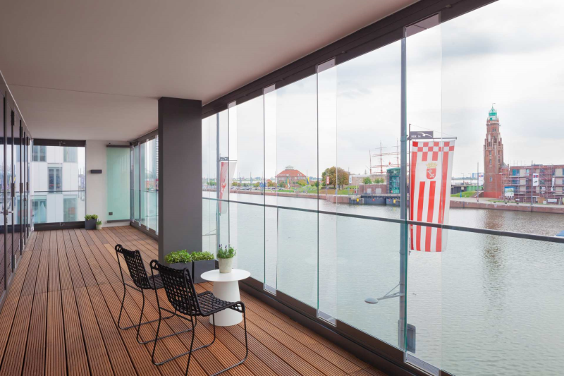 Cam Balkon Evinize Değer Katar